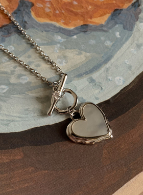 白贝母爱心项链高级感轻奢小众