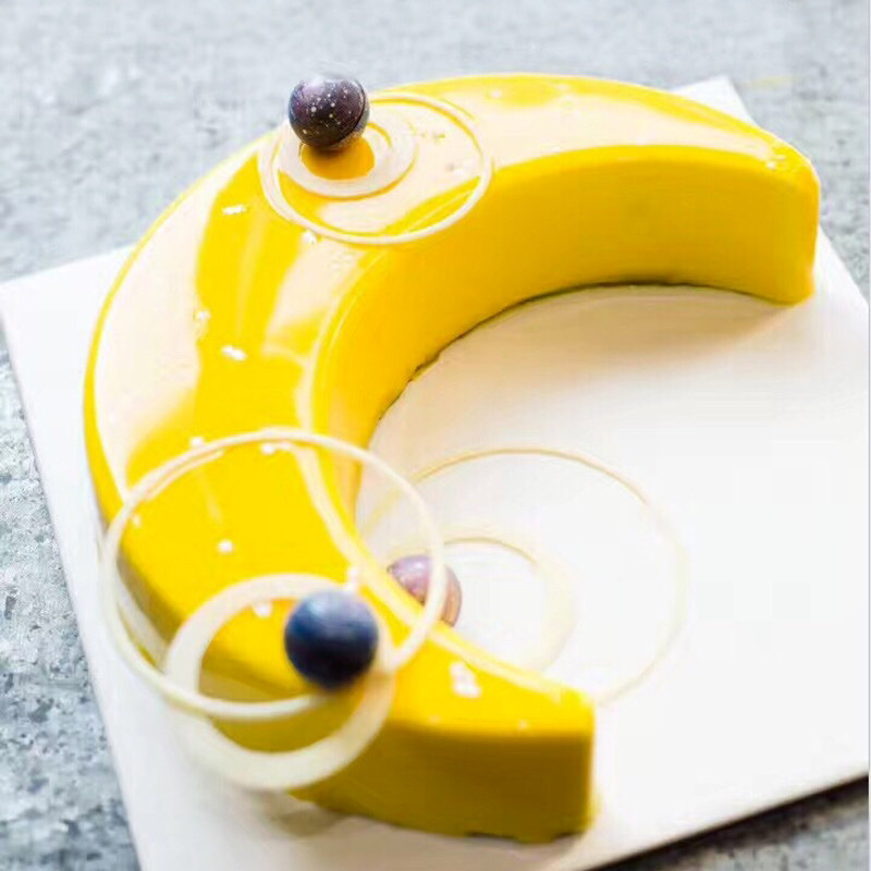 法式甜点月牙月亮形慕斯硅胶模具月光鸣奏曲蛋糕模西点矽胶硅胶模