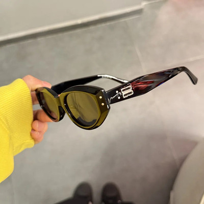 我天15.9块 挖到roc*c平替质感绝了！猫眼墨镜女2025新款太阳眼镜