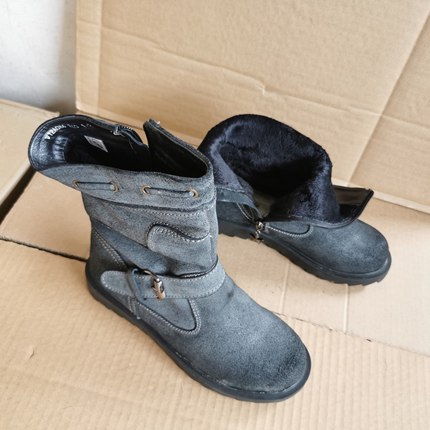 特价5302库存疯马皮女靴秋冬季加绒保暖马丁靴复古做旧牛皮靴平底