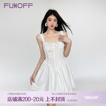 FUNOFF  初恋#法式气质褶皱白色蕾丝拼接吊带连衣裙黑色收腰裙子