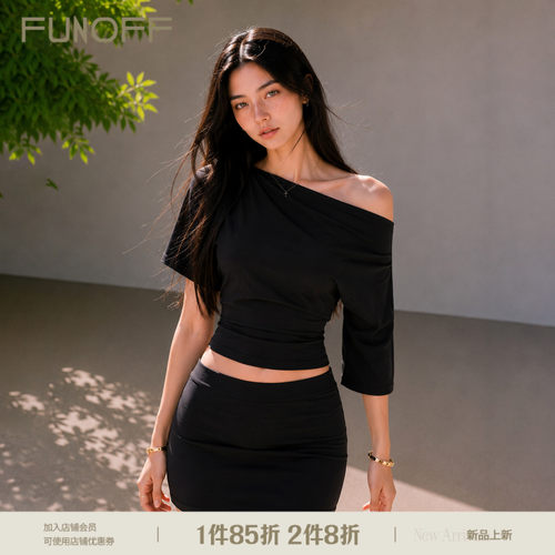 美式简约黑色收腰荡领斜肩短袖