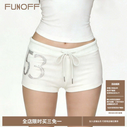 美式白色烫钻数字绑带低腰短裤女