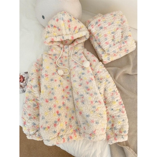 韩版彩色波点连帽珊瑚绒睡衣女款冬季加绒加厚保暖毛绒家居服套装