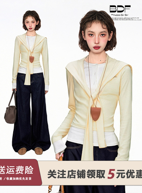 奶黄色假两件亨利领长袖上衣女早春春季修身紧身短款正肩披肩t恤