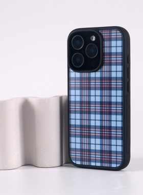 经典蓝色格纹复古气质英伦风适用苹果IPhone16promax/15pro/14plus黑边磨砂哑光MagSafe磁吸防摔亚克力手机壳