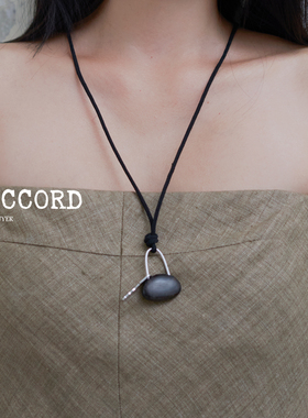 现货DACCORD锁扣钥匙吊坠黑色皮绳银色长款项链个性25SS新款