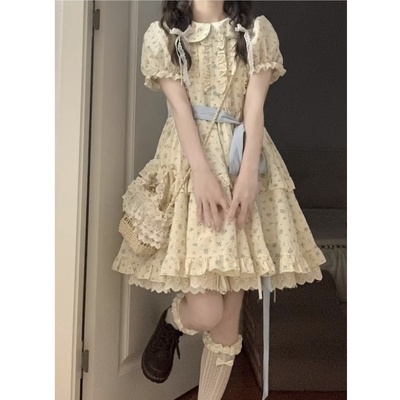 【免费试穿】碎花娃娃领连衣裙