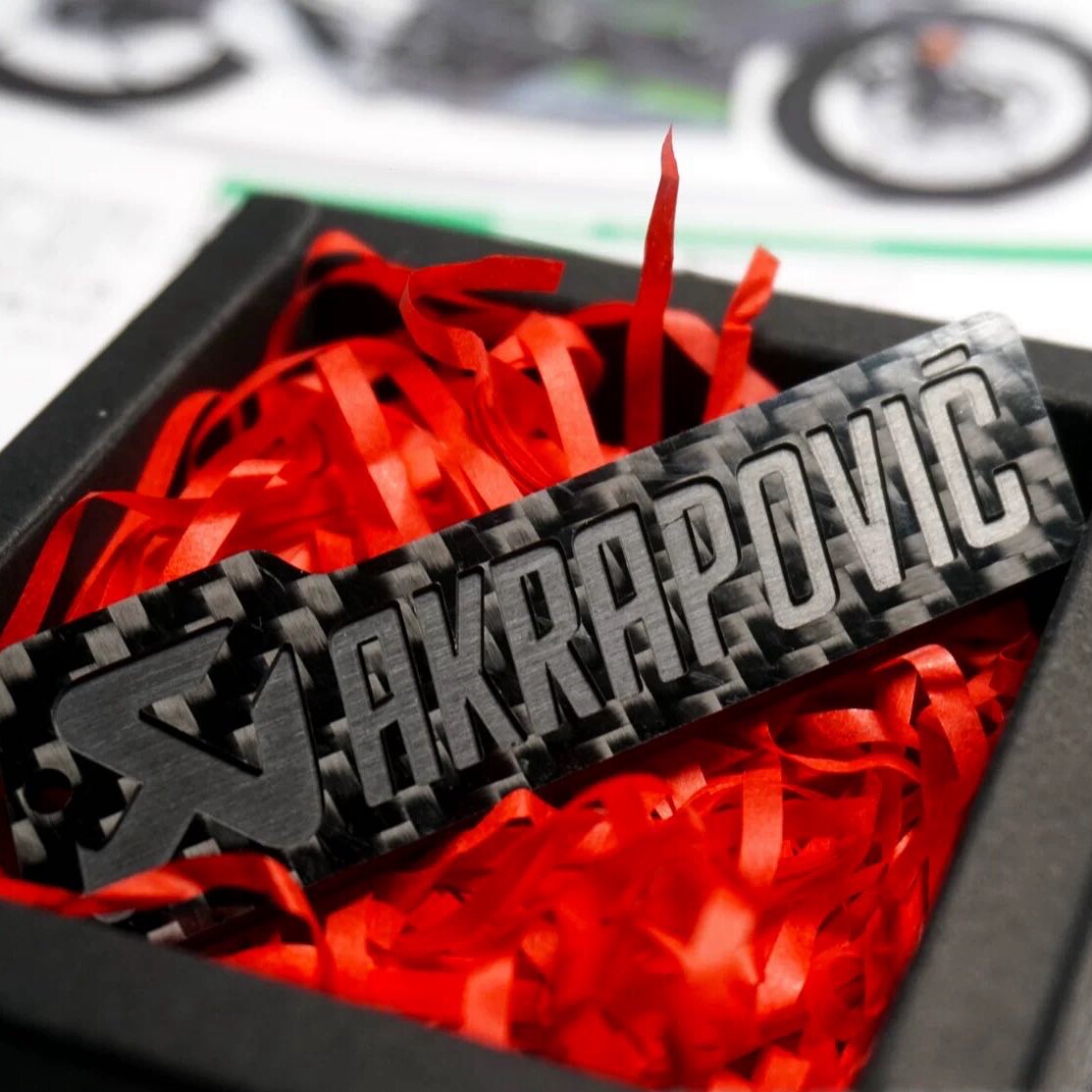 摩托车机车电动车 天蝎排气 赞助 碳纤维钥匙扣挂件饰品