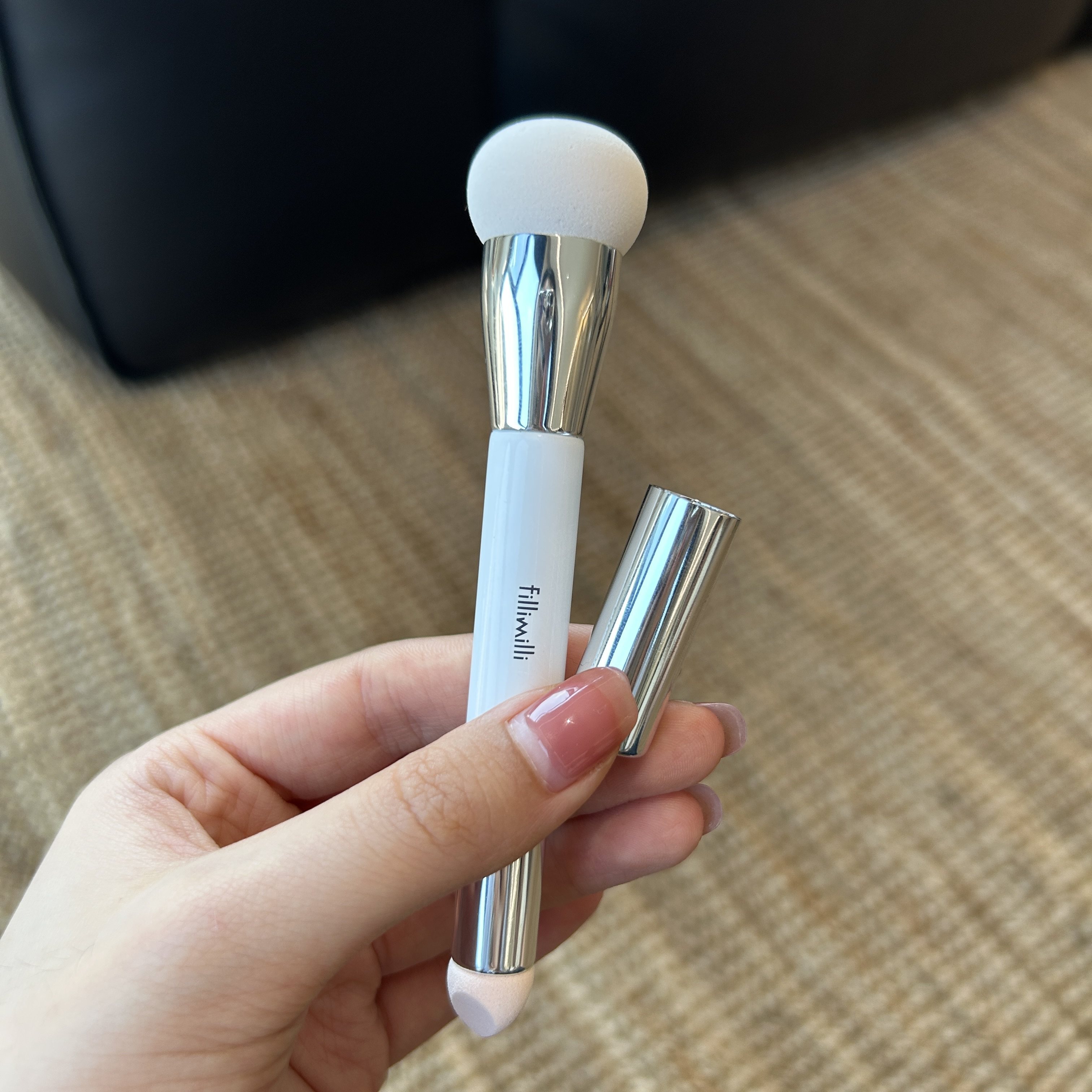 巨牛！fillimilli小馒头腮红刷遮瑕刷干湿两用蘑菇海绵头无痕遮瑕,彩妆/香水/美妆工具,化妆刷,淘宝优惠券,粉丝福利购,淘宝优惠卷