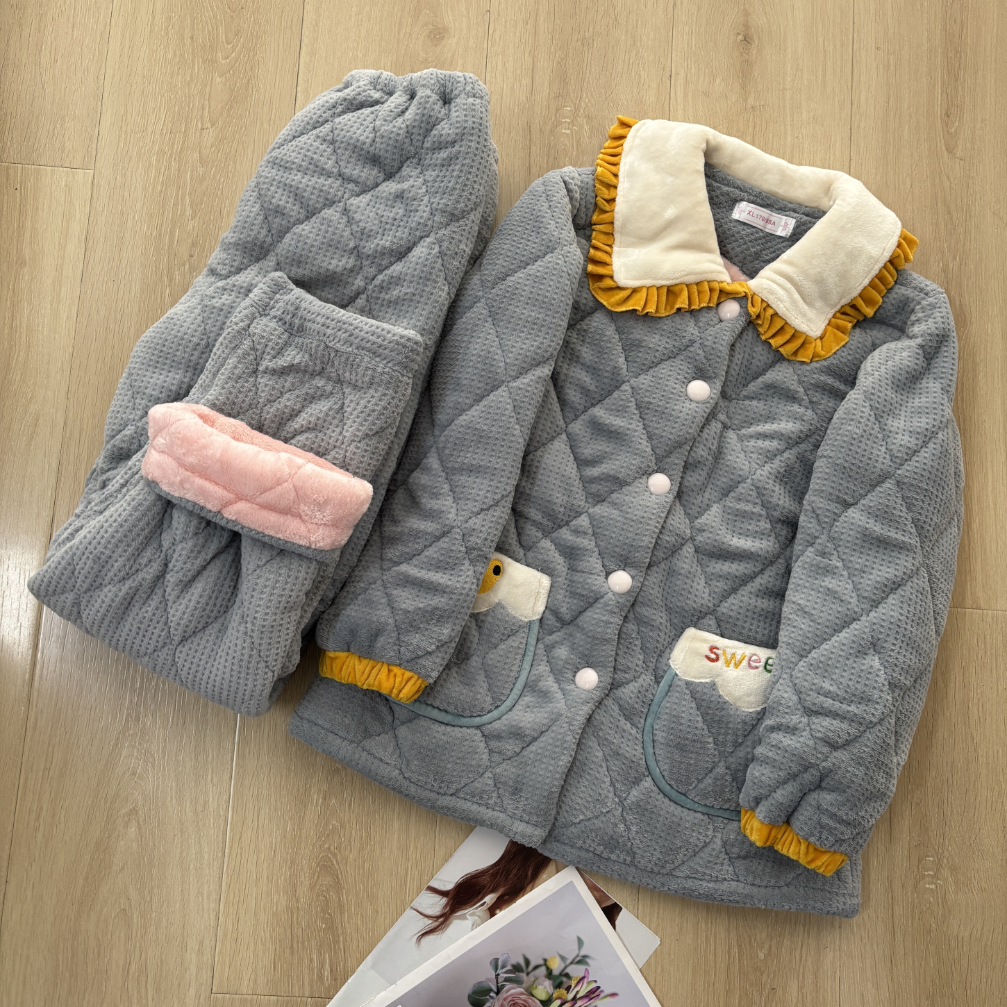 秋冬新款三层夹棉加厚保暖撞色翻领居家套装68B4/001006