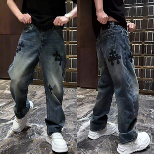 街头休闲风十字刺绣贴皮牛仔裤冬季新款男士直筒裤个性痞帅长裤潮