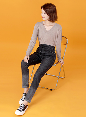 香依雅园 2025冬季新款200斤大码加绒加厚高腰牛仔烟管裤女69085