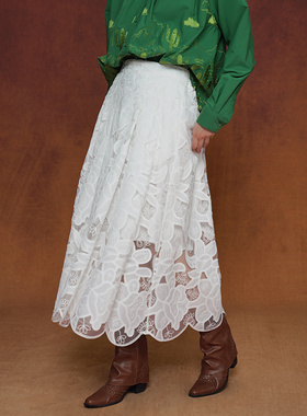 咖沫原创秋冬新款复古蕾丝半身裙女高腰显瘦中长款A字裙刺绣裙子