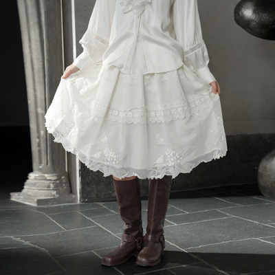 法式珍珠白刺绣轻纱高级感伞裙