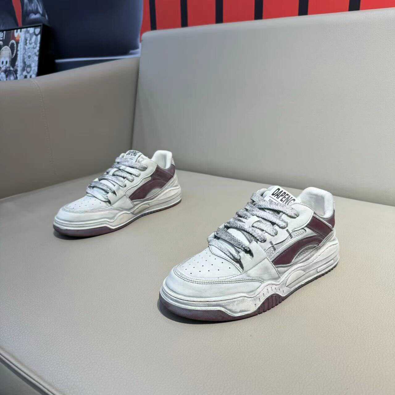 耐磨休闲板鞋擦色男鞋