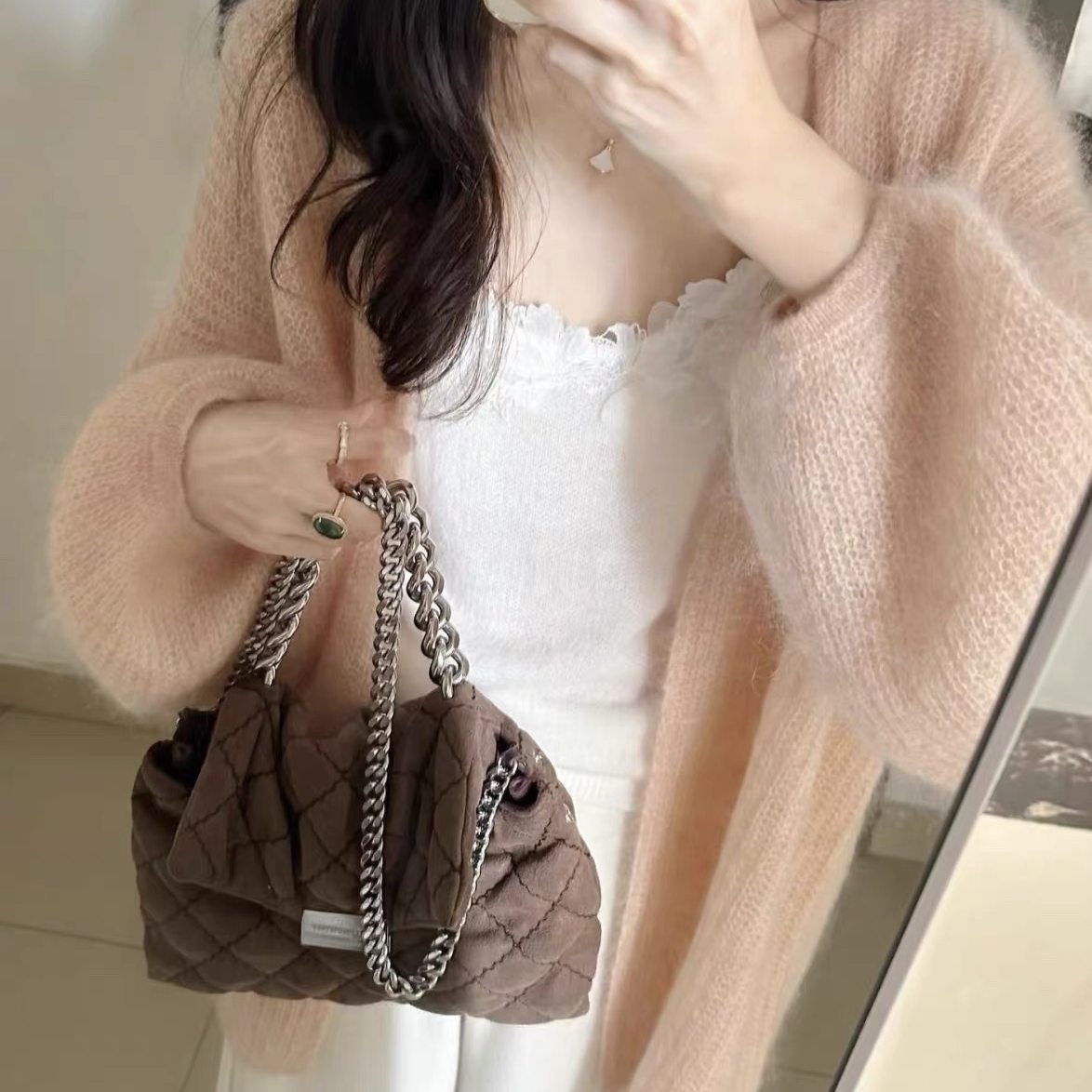 温柔慵懒风浅粉色宽松显瘦薄款马海毛针织开衫氛围感高级感通勤风,女装/女士精品,毛衣,淘宝优惠券,粉丝福利购,淘宝优惠卷