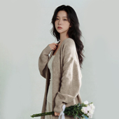 慵懒温柔风针织开衫 感软糯奶咖休闲针织外套女 毛衣外套女高级时尚