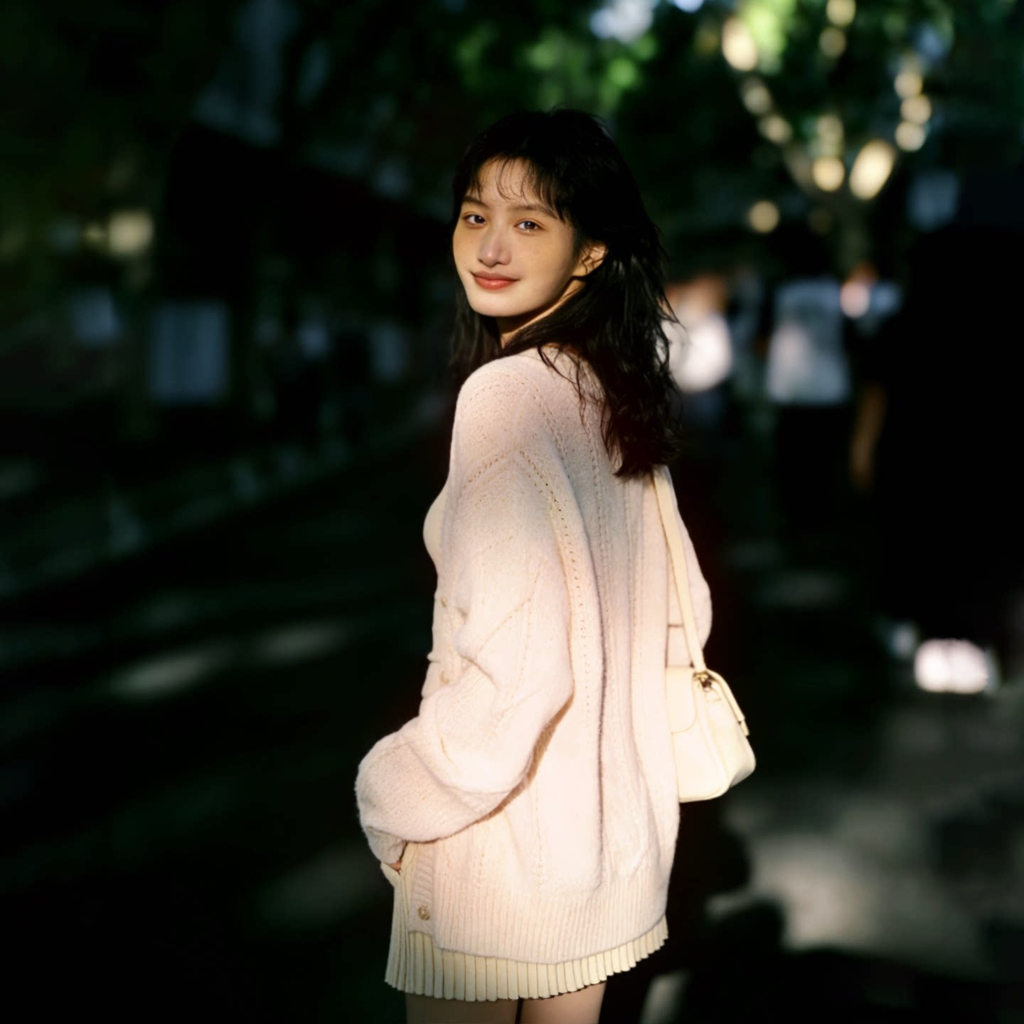 温柔风甜美淡粉色开衫毛衣外套女宽松减龄麻花针织开衫上衣外套穿