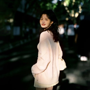 温柔风甜美淡粉色开衫 上衣外套穿 毛衣外套女宽松减龄麻花针织开衫