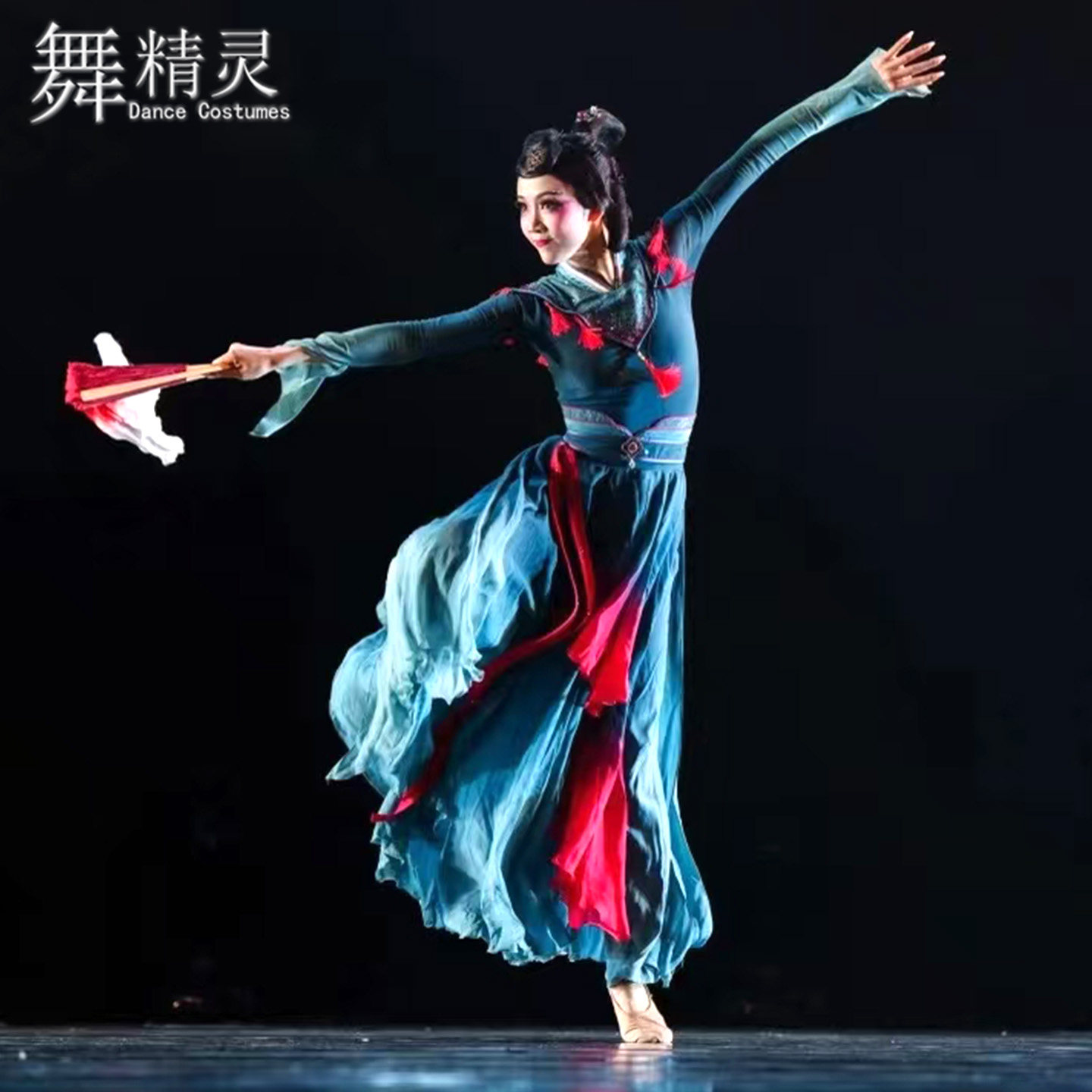 乌江别舞蹈服古典舞飘逸扇舞艺考