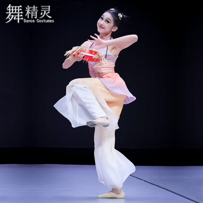 芳华杯广东陆丰钱鼓舞服装胶州秧歌舞蹈服岭南钱鼓群舞演出服飘逸