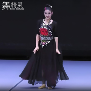 壮族剧目舞蹈服生如夏花演出服女