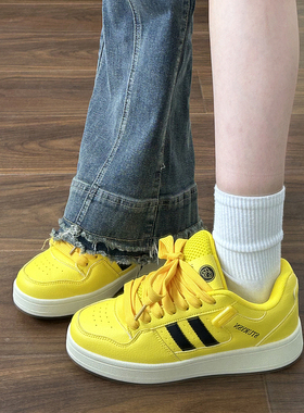 黄黑色面包鞋女2025冬季新款情侣ins潮运动休闲百搭小白鞋板鞋男