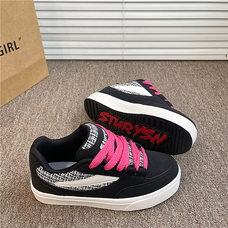 原创设计黑红色港风男鞋板鞋ins潮流2026春季新款复古运动休闲鞋,流行男鞋,休闲板鞋,淘宝优惠券,粉丝福利购,淘宝优惠卷