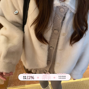 1.9 月光女神韩系气质少女感仿貂毛米外套 TheDouerr