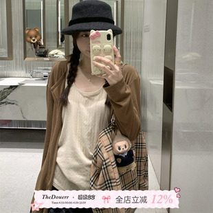 TheDouerr 金棕榈显白色系套组针织开衫背心长袖