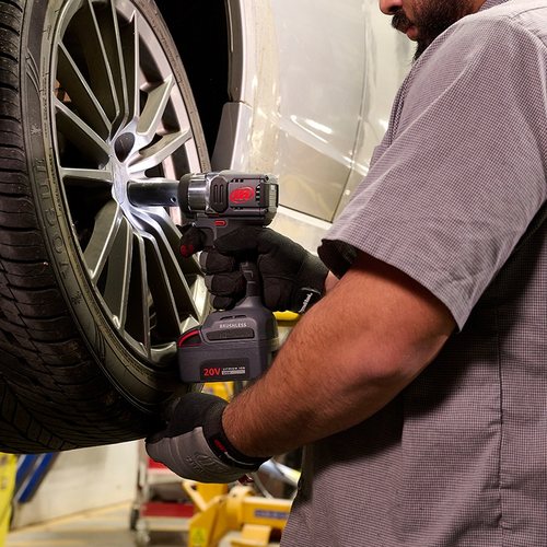 英格索兰锂电冲击扳手工业级