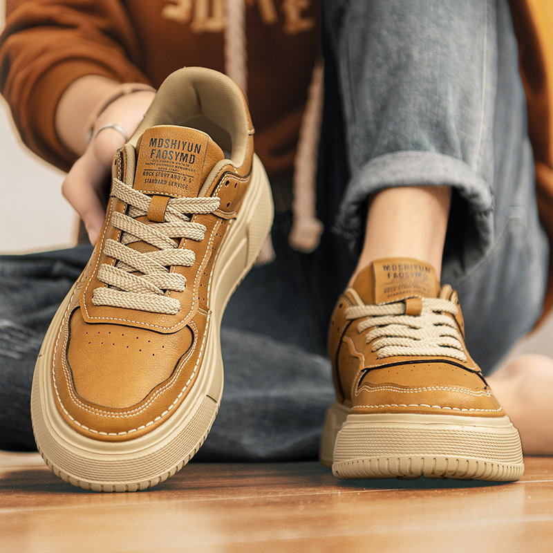 男鞋2025新款夏季款潮流百搭休闲皮鞋男士运动不累脚厚底麦色板鞋,流行男鞋,单鞋,淘宝优惠券,粉丝福利购,淘宝优惠卷