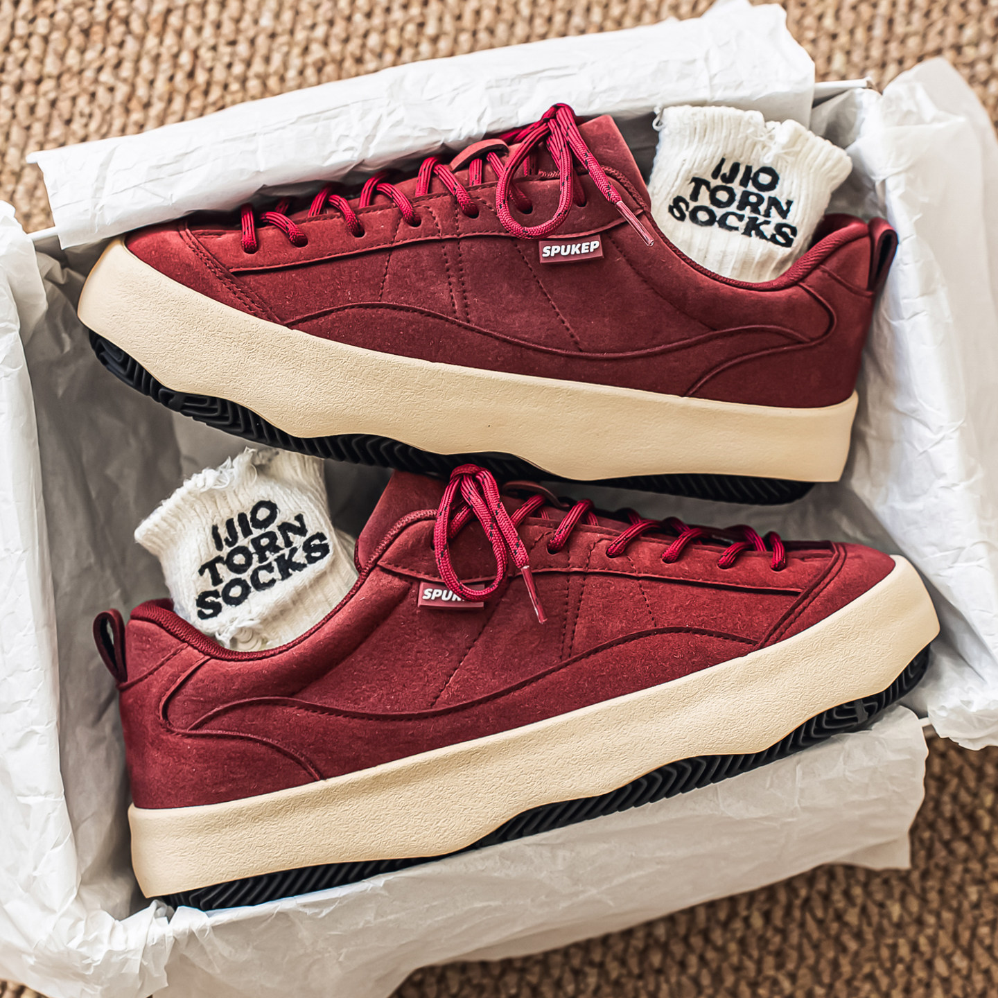 网红爆款男鞋2025秋季新款潮牌高级感小众运动休闲平板鞋百搭潮鞋,流行男鞋,休闲板鞋,淘宝优惠券,粉丝福利购,淘宝优惠卷