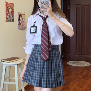 暮冬 深色格子百褶裙女校供感半身裙 格裙心脏地震原创jk制服套装