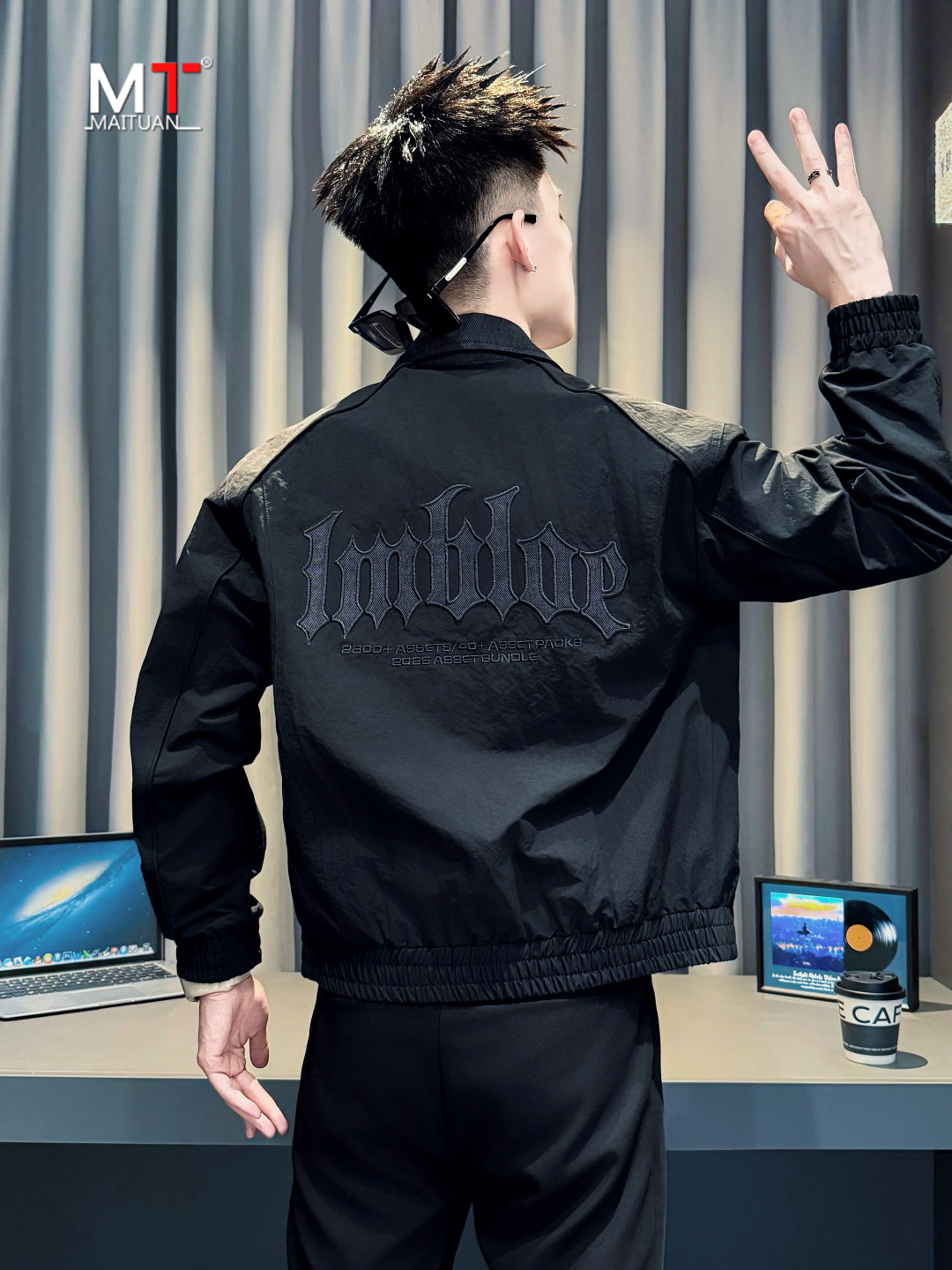 潮牌字母刺绣外套男士2025新款春秋冬季韩版短款修身休闲夹克男款