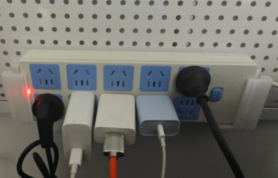 圆孔洞洞板配件 洞洞板配件 公牛插排架