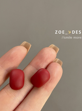 s925纯银相思红豆豆耳钉高级感酒红色转运耳环耳坠磨砂本命年耳饰