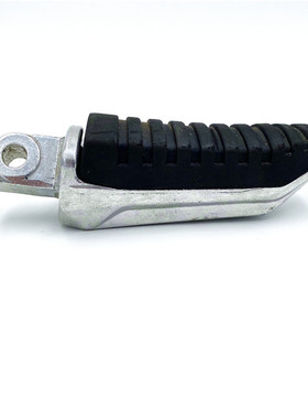 适用跑车铃木GW250后脚踏GW250F/S版后搁脚左右脚踏板总成搁脚皮