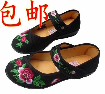 老北京女式红色黑色绣花鞋平底软底妈妈舞鞋婚鞋汉服广场舞鞋