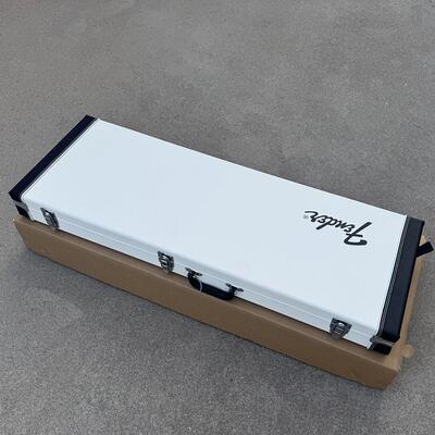 工厂直销 墨芬Fender 高雅白色琴箱 ST/TELE型电吉他专用琴盒