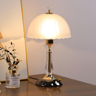 轻奢高级感卧室小台灯床头灯温馨浪漫主卧高颜值床头柜氛围灯新款