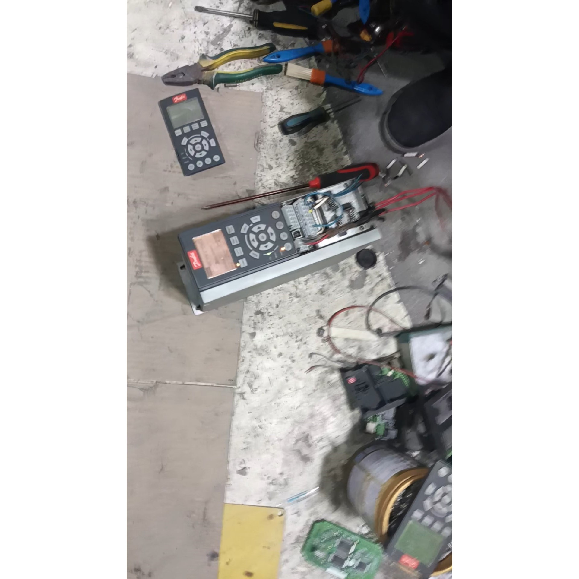 丹佛斯变频器LP102面板议价产品