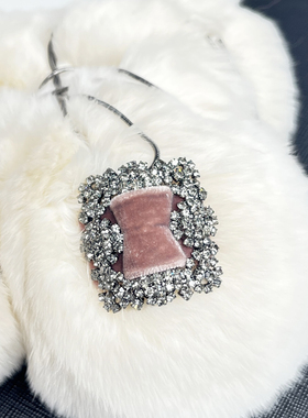 韩国东大门水钻植绒蝴蝶结毛衣链女长款百搭链子项链挂件配饰品