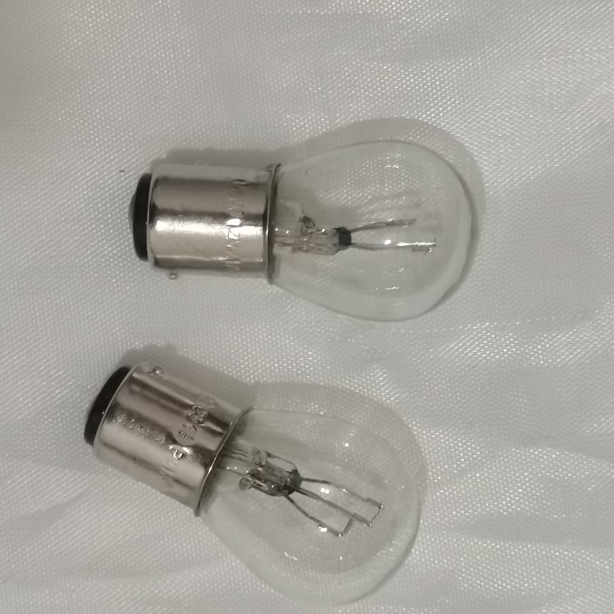 适配刹车灯泡宝骏730 630 610 310 310W乐驰传祺GA3S视界后尾灯