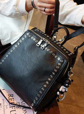 2026新款时尚铆钉真皮双肩包女包个性多功能洋气高档背包旅行包潮