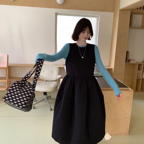 AM  -爆款棉服背心裙在逃公主后背绑带设计感背心裙连衣裙dx5801