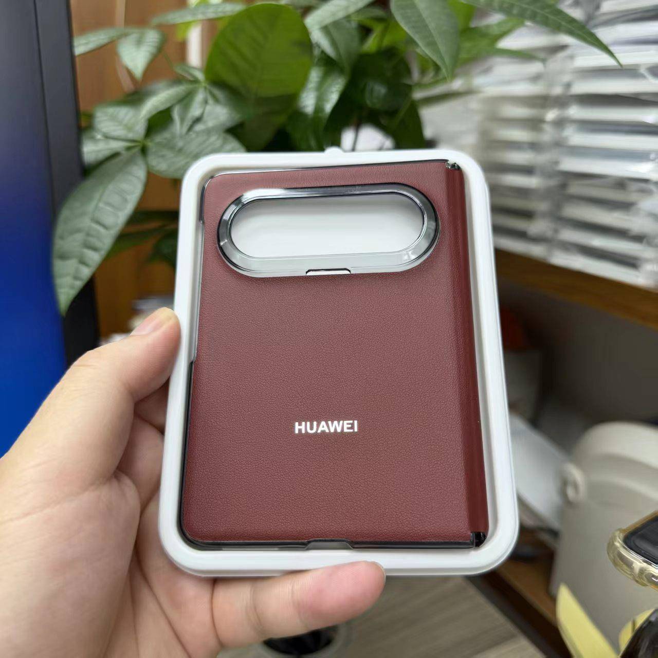 原装同款适用适用华为Pura Xmax手机保护壳中轴磁吸保护套电镀全包防摔硬壳MAX典藏版简约新款高档商务小折叠