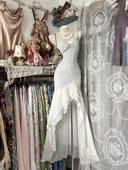 芷汀「灵女」法式 荷叶边不规则连衣裙鱼尾仙气生日礼服吊带长裙子