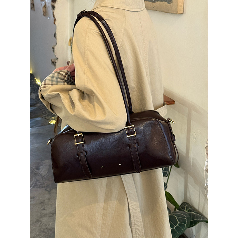 韩系高级感麂皮绒波士顿包包秋冬新款复古大容量通勤单肩斜挎包,箱包皮具/热销女包/男包,通用款女包,淘宝优惠券,粉丝福利购,淘宝优惠卷